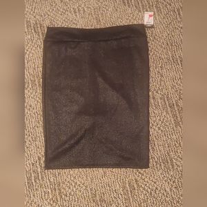 Black glitter pencil skirt.